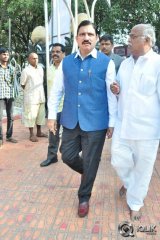 NTR Family Visit to NTR Ghat 2016